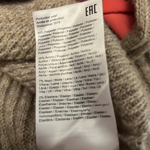 ONLY Brand Sweater - Picture 5 of 5